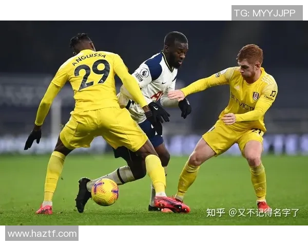 英超热刺逆转莱比锡红牌事件引发全场热议与数据分析