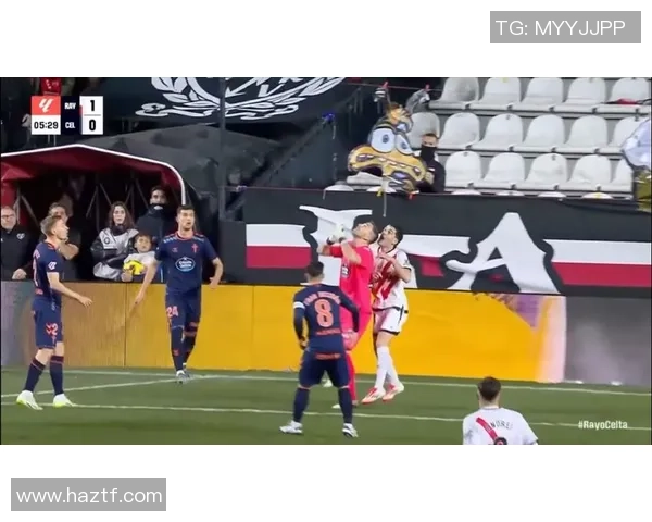 西甲激战莱比锡逆转里昂绝杀引发争议判罚全场沸腾