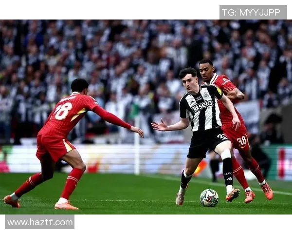 西甲焦点战利物浦小胜巴萨全场沸腾瞬间回顾与分析 西甲焦点战利物浦小胜巴萨全场沸腾瞬间回顾与分析